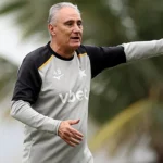 Tite faz testes no Botafogo durante Data FIFA e reposiciona Medina