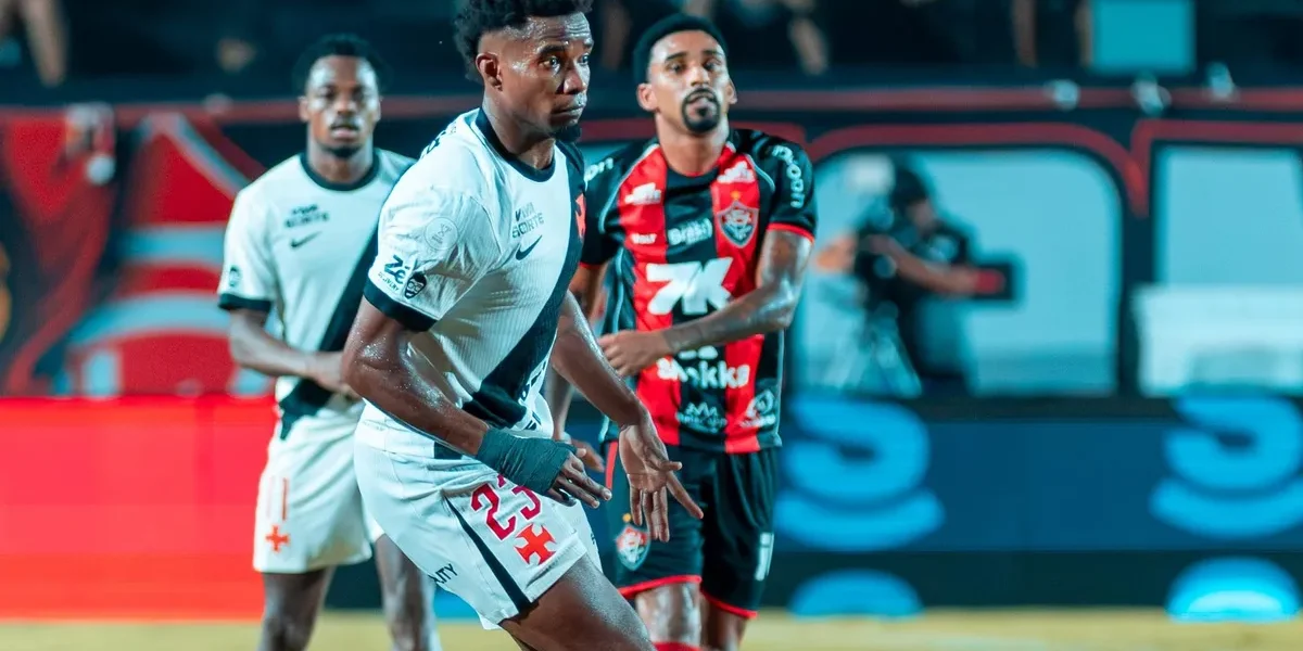 Vasco domina Vitória e garante vaga nas semifinais da Copa do Brasil