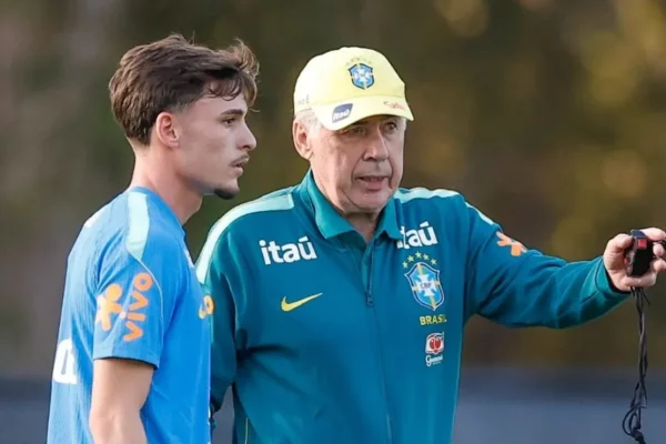 Ancelotti vacila e ignora Breno Bidon em empate fraco do Brasil