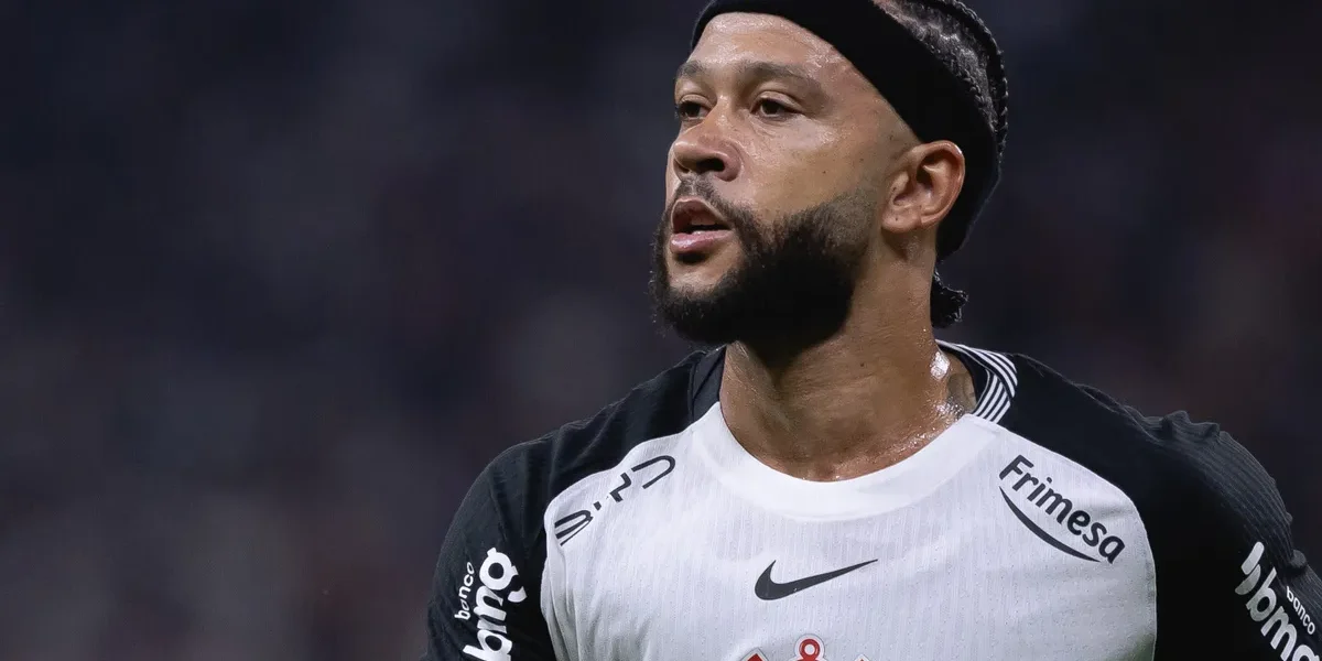 Memphis Depay renova com Corinthians até julho de 2028