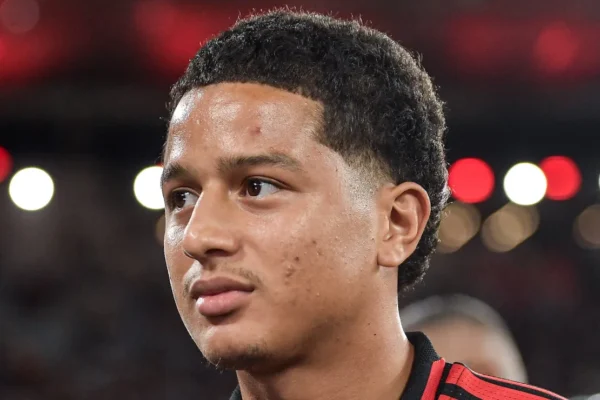 Flamengo vê com naturalidade adaptação de Valencia e projeta evolução