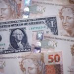 Dólar explode 8,2% e fecha a R$ 5,40 após vitória de Lula