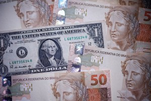 Dólar explode 8,2% e fecha a R$ 5,40 após vitória de Lula