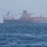 Petróleo recua com diplomacia entre EUA e Irã no radar do mercado