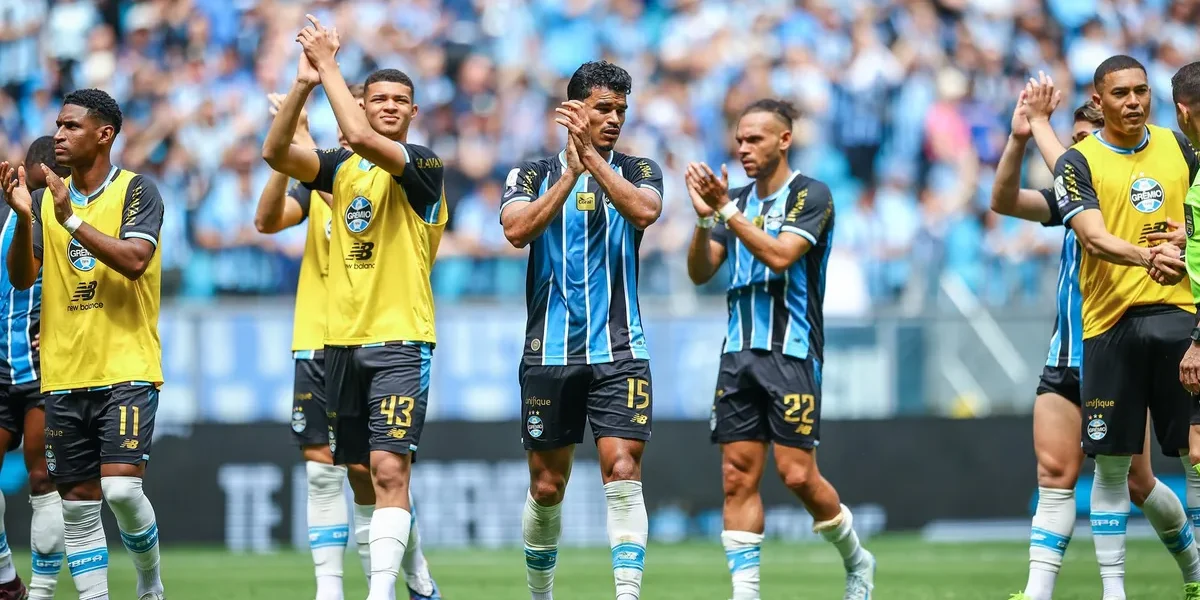 Grêmio na corda bamba: diretoria banca a torcida, mas a resposta tem que vir dos jogadores