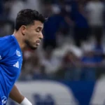 William de saída? Lateral vive fim de ciclo no Cruzeiro