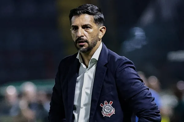 Emiliano Díaz recusa Corinthians e dispara: ‘Decisão mais difícil’