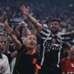 Fiel lota a Arena e Corinthians tem 2ª melhor média do Brasileirão