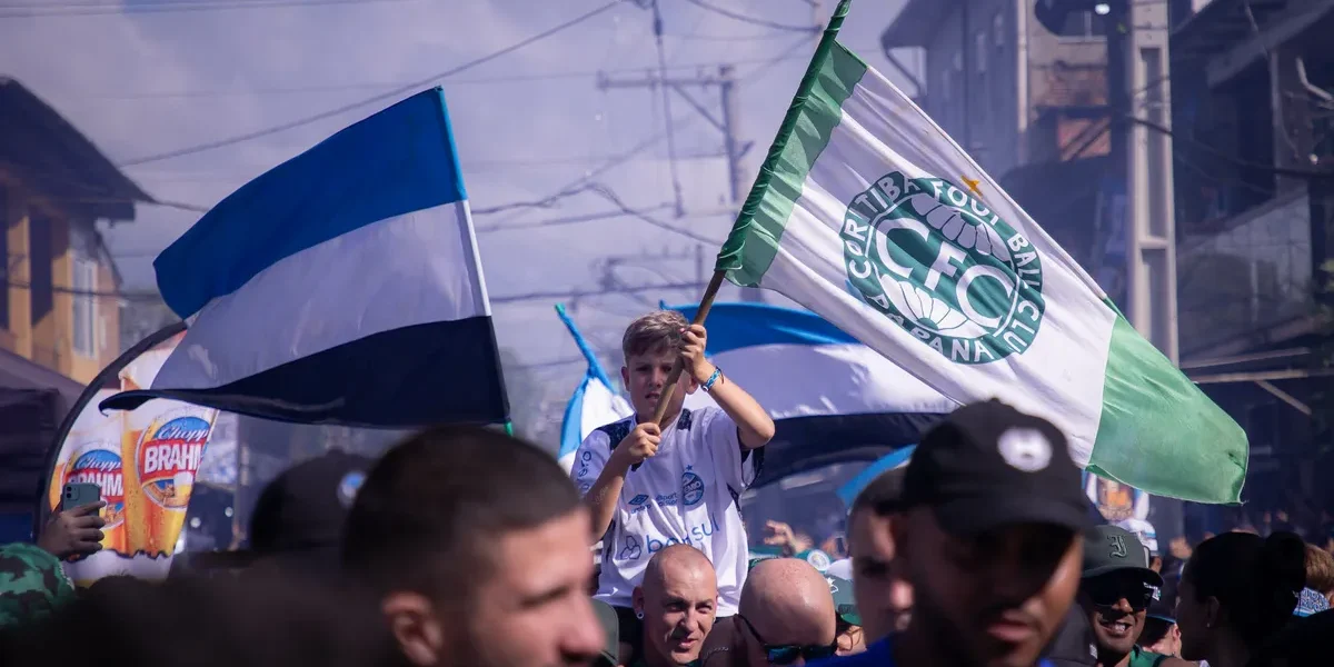 Grêmio joga a vida no Couto Pereira contra o Coritiba