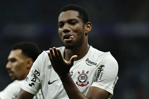 André no radar: Juventus e Milan preparam nova ofensiva pelo Timão
