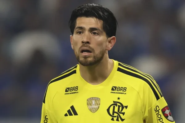 Falha de Rossi e expulsão de Jorginho custam caro ao Flamengo no Brasileirão