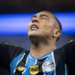 Grêmio x Cruzeiro: Renato quebra a cabeça com desfalques e jejum de gols