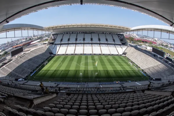 Corinthians propõe quitar Arena com naming rights à Caixa e pode lucrar R$ 60 mi/ano