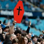 Gre-Nal 455: Balde de pipoca na súmula e Grêmio pode ser punido