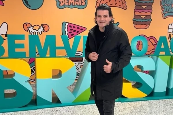 Mancuso rompe silêncio e fala sobre licenças de técnicos na Argentina