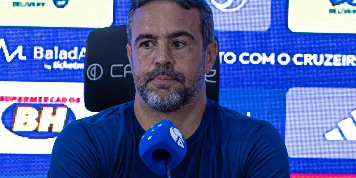 Artur Jorge confirma saídas no Cruzeiro na próxima janela