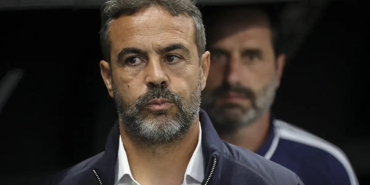 Artur Jorge aprova vitória do Cruzeiro, mas cobra pontaria do ataque