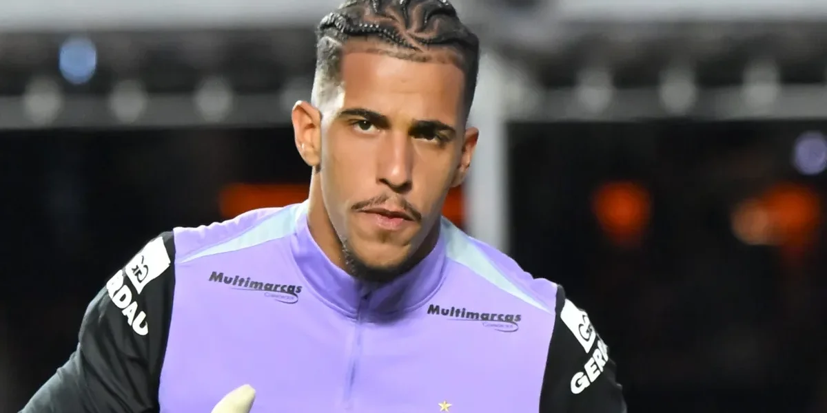 Delfim brilha, exalta Victor e se firma no gol do Atlético-MG