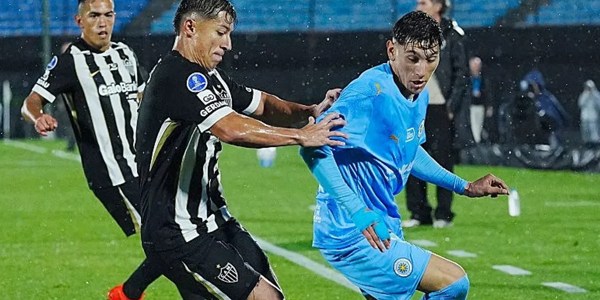 Galo sofre no Uruguai, mas garante vaga na final da Sul-Americana