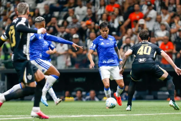 Kaio Jorge marca no início e Cruzeiro bate Atlético-MG por 1 a 0