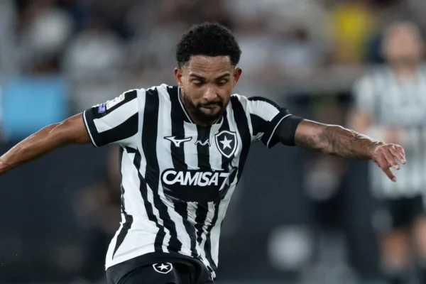 Coritiba x Botafogo: Duelo Direto na Luta por Reação no Brasileirão
