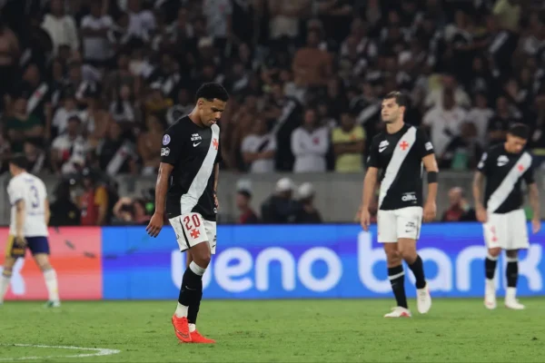 Boca cala o Maracanã: Vasco leva gol no fim e se despede da Sul-Americana