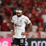 Corinthians afunda: 7ª derrota seguida no Brasileirão após tropeço contra o Inter