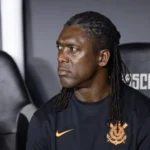 Corinthians leva virada do Vasco no fim e cai de novo no Z-4