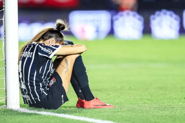 Corinthians: crise política invade o futebol feminino e acende alerta