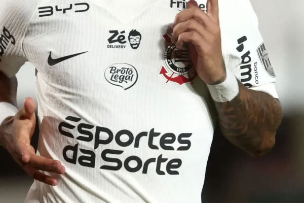 Corinthians corre contra o tempo para definir patrocínio máster diante do Inter