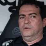 Seedorf no Corinthians: Paz aposta em liderança para unir o time