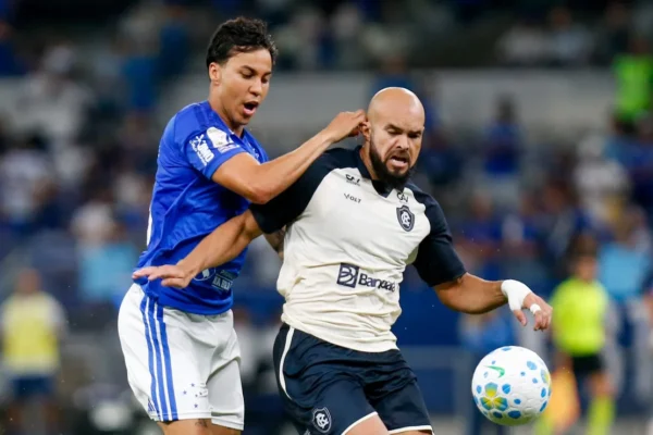 Cruzeiro bate Remo por 1 a 0 e sobe na tabela do Brasileirão