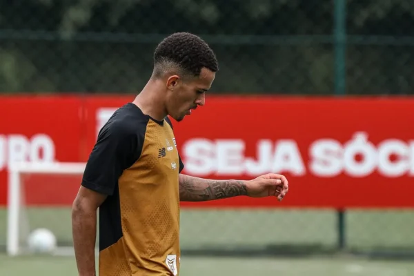 São Paulo quita dívida de Djhordney em 3 parcelas e some do fair play