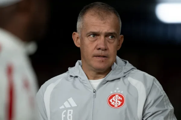 Eduardo Baptista detona arbitragem: “O resultado foi alterado”