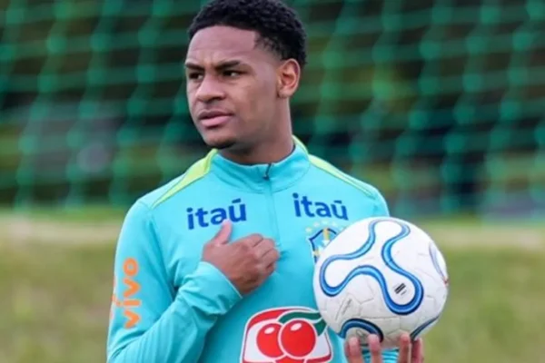 Eduardo Conceição na lista do Guardian: Palmeiras acelera plano para joia da base