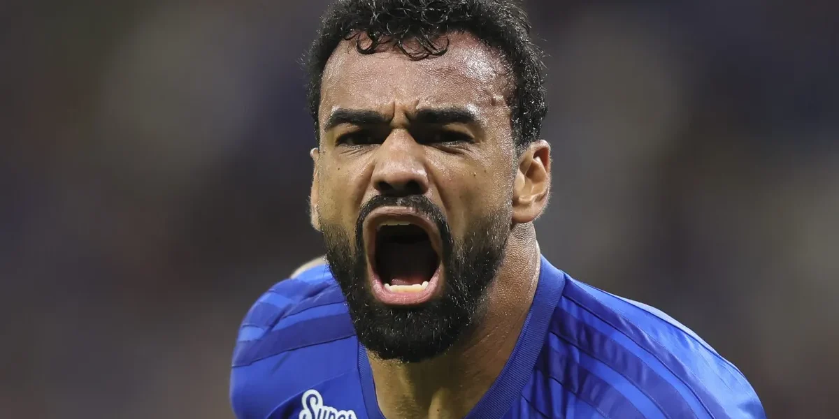 João Marcelo ou Fabrício Bruno? O dilema na zaga do Cruzeiro
