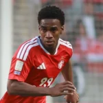 Félix Torres fora do Inter: zagueiro negocia com a LDU e Corinthians já sabe