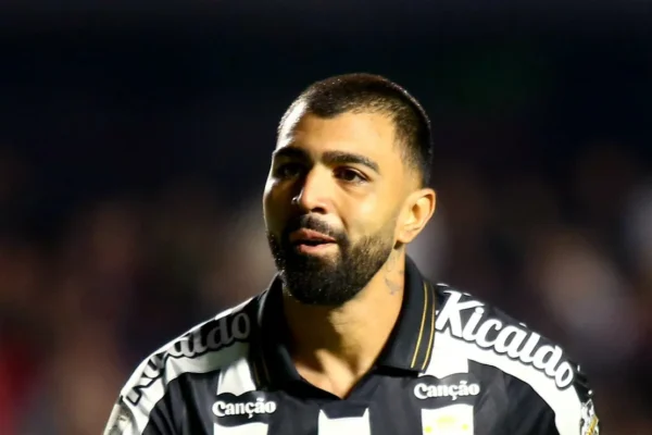 Gabigol fora da pré-lista da Seleção: o erro que Ancelotti precisa corrigir