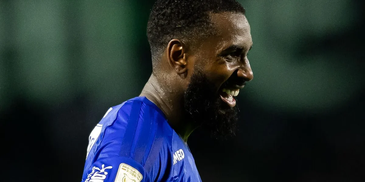 Artur Jorge abre o jogo sobre cobrança a Gerson no Cruzeiro