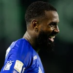 Artur Jorge abre o jogo sobre cobrança a Gerson no Cruzeiro