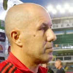 Flamengo: Jardim mantém Rossi e tem dúvida no meio para o clássico