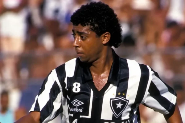 Carlos Alberto Dias, herói do Botafogo em 1990, morre aos 59 anos
