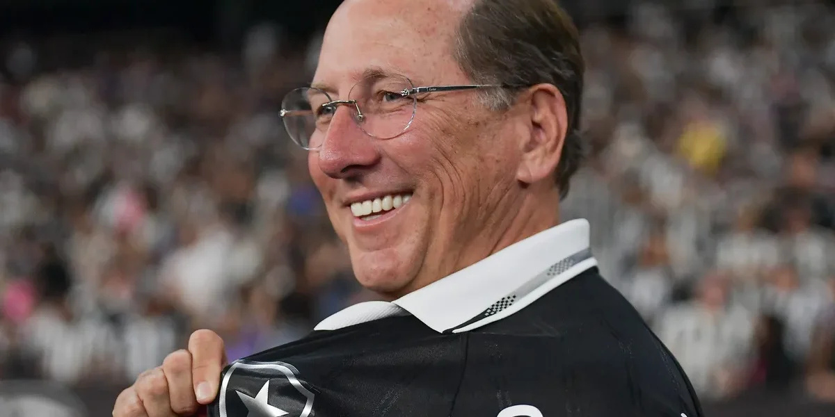 Textor respira na Justiça e ganha força na SAF do Botafogo