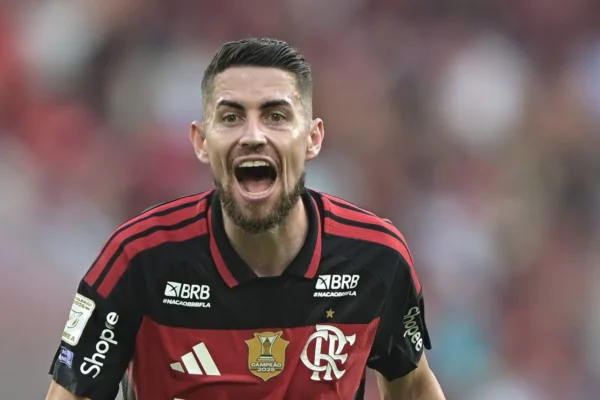 Jorginho detona Palmeiras e revela bastidores da carreira na Europa