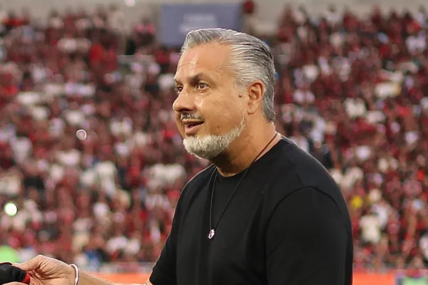 Boto faz alerta sombrio: Flamengo pode vender e não repor