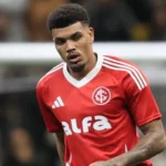 Juninho aponta mudanças táticas após vitória do Inter sobre o Corinthians