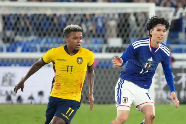 Gallardo se rende a Arroyo, do Cruzeiro, e exalta: ‘Muita qualidade’