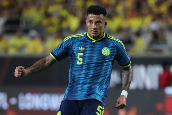 Galo corre contra o tempo para ter seis convocados diante do Athletico-PR