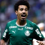 Trio no meio-campo: o quebra-cabeça tático de Abel no Palmeiras