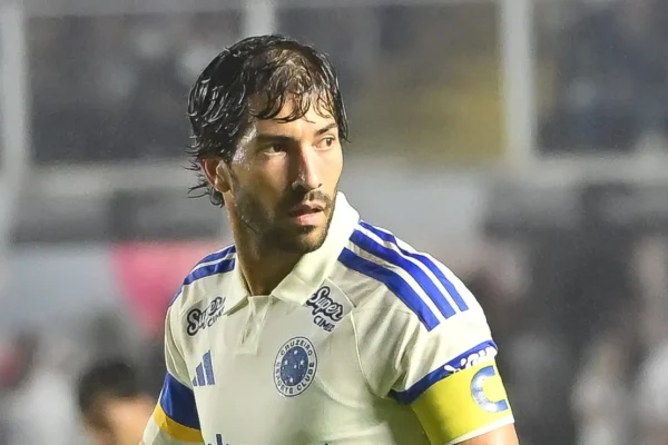 Artur Jorge explica ausência de Lucas Silva: ‘É a ideia de jogo’